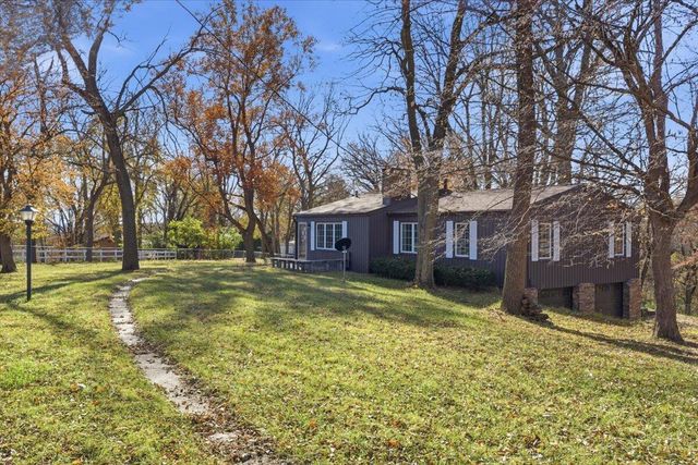 20898 BOUVIER Lane, Council Bluffs, IA 51503