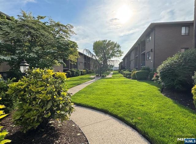 460 Liberty 460B Unit 207, Little Ferry, NJ 07643