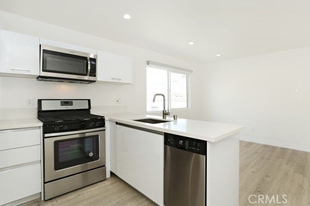 6745 Laurel Canyon 206, North Hollywood, CA 91606