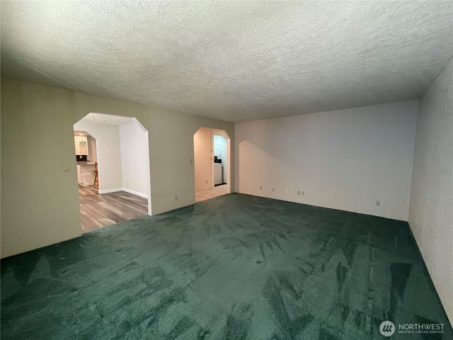 653 Sunset Avenue NE, Ocean Shores, WA 98569