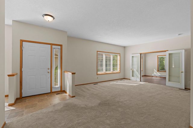 393 Allen Avenue, Little Canada, MN 55117