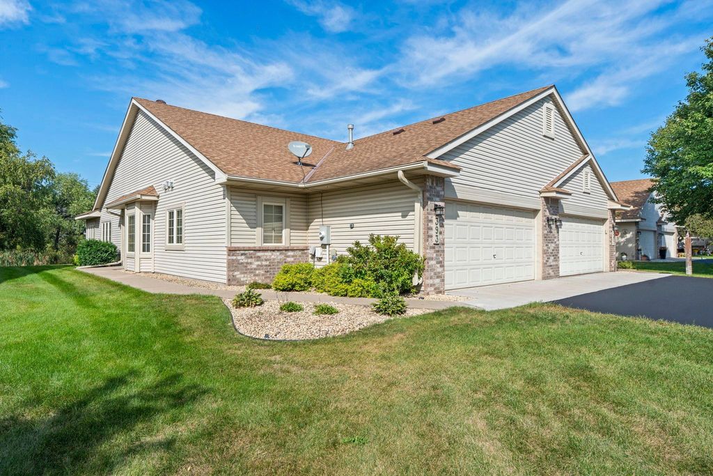 393 Allen Avenue, Little Canada, MN 55117