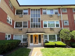 4326 N Keystone Avenue 2C, Chicago, IL 60641