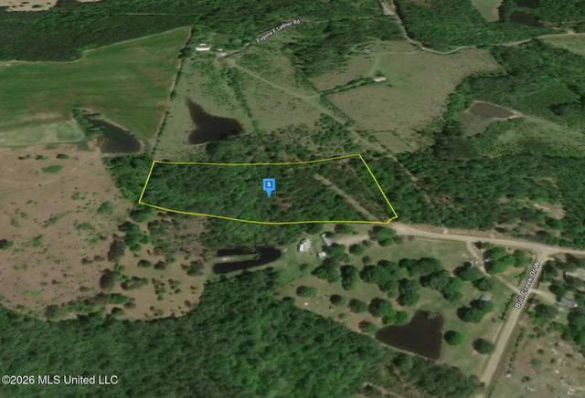 1000 W Bull Creek Drive, Perkinston, MS 39573
