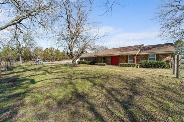 1006 S Clark Road, Cedar Hill, TX 75104