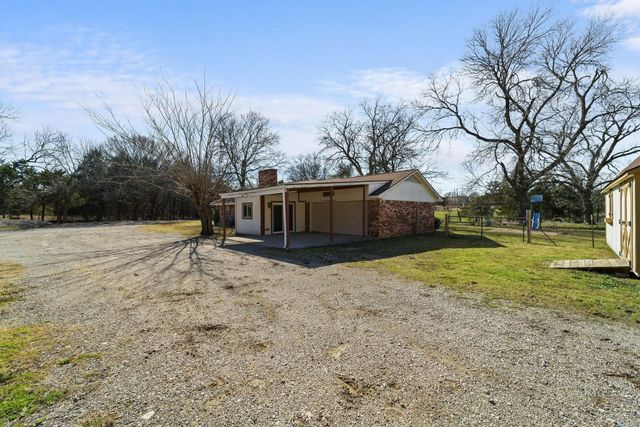1006 S Clark Road, Cedar Hill, TX 75104
