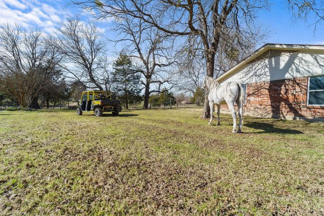 1006 S Clark Road, Cedar Hill, TX 75104