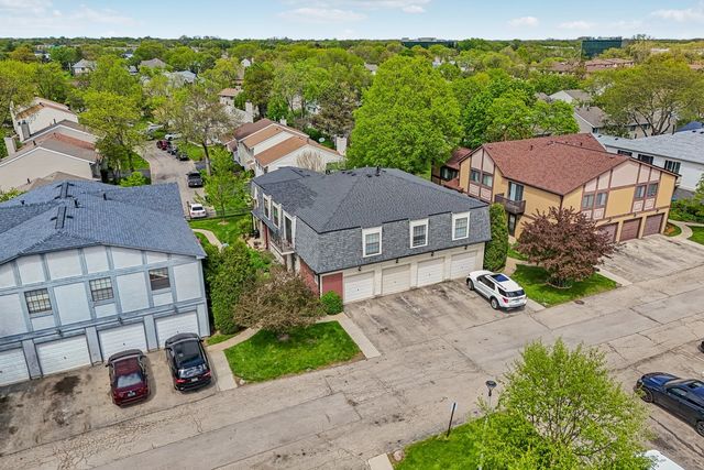 1308 Inverrary Lane 16D, Palatine, IL 60074