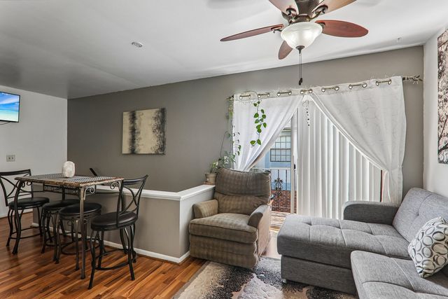 1308 Inverrary Lane 16D, Palatine, IL 60074