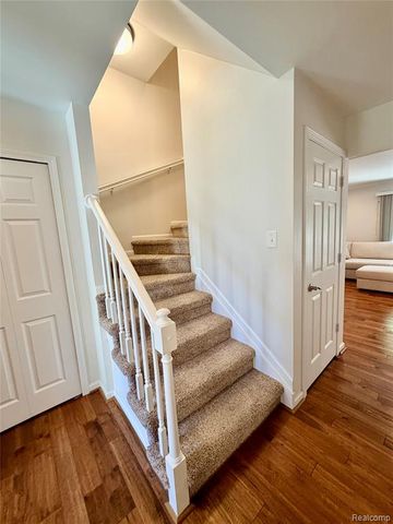 48148 Colony Farm Circle Circle, Plymouth, MI 48170