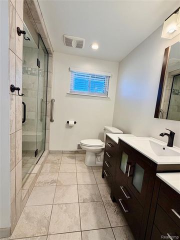 48148 Colony Farm Circle Circle, Plymouth, MI 48170