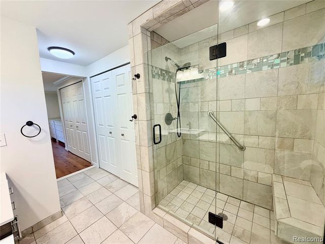 48148 Colony Farm Circle Circle, Plymouth, MI 48170