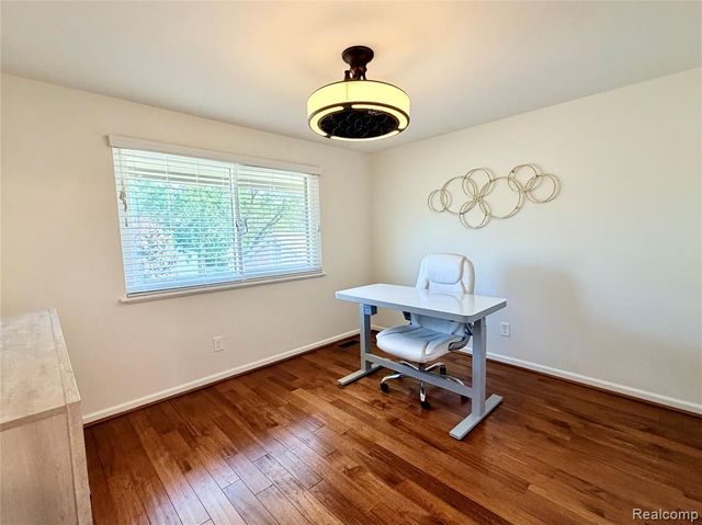 48148 Colony Farm Circle Circle, Plymouth, MI 48170