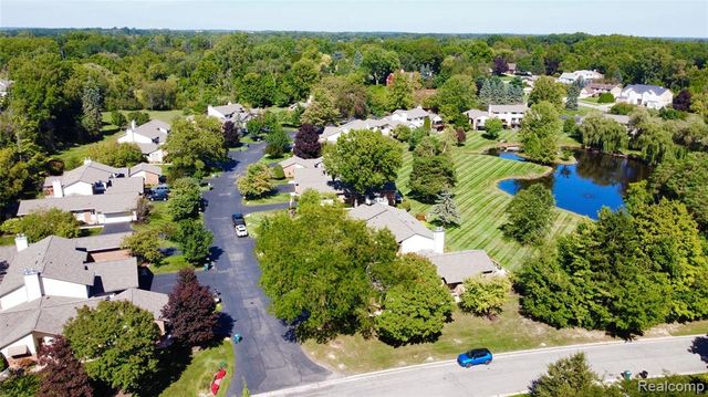 48148 Colony Farm Circle Circle, Plymouth, MI 48170