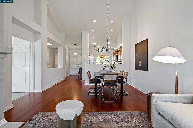 467 Beacon Ridge Ln, Walnut Creek, CA 94597