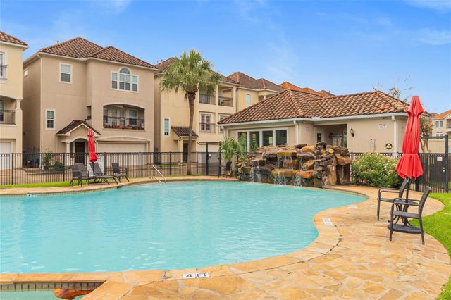 7138 Windwater Parkway N, Houston, TX 77036