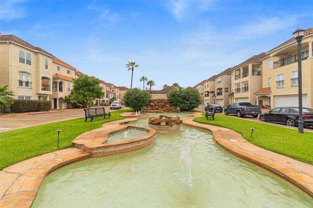 7138 Windwater Parkway N, Houston, TX 77036