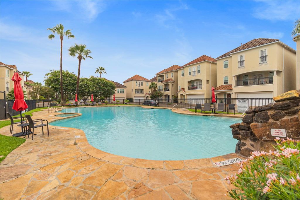 7138 Windwater Parkway N, Houston, TX 77036