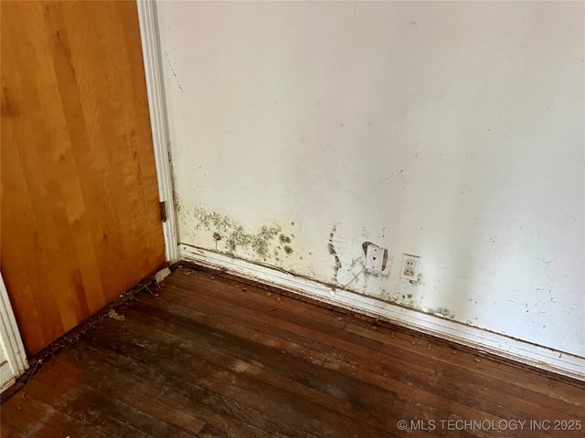 1636 E 4th Street, Okmulgee, OK 74447