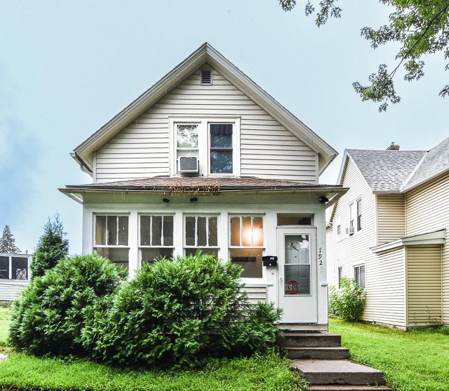 792 Cook Avenue E, Saint Paul, MN 55106