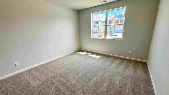 4020 Red Hawk Rd, Columbia, TN 38401