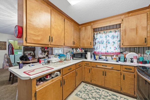 185 N Grant Road, Seneca, SC 29678