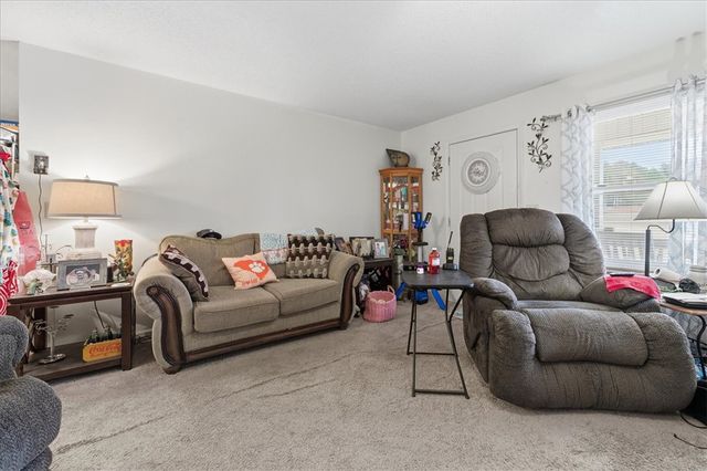 185 N Grant Road, Seneca, SC 29678