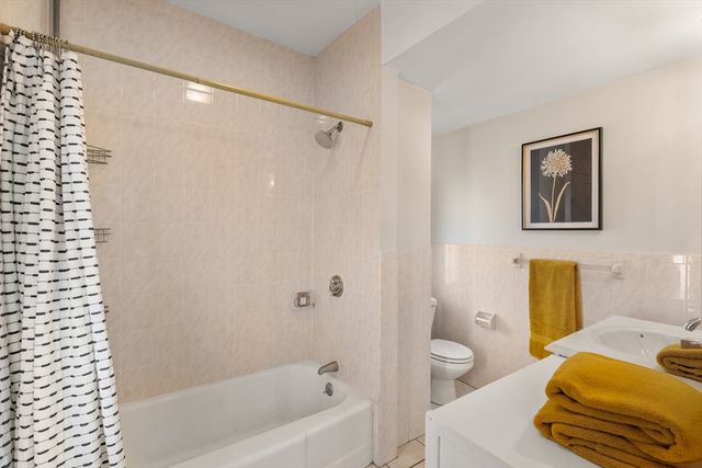 321 Columbia Street 3, Cambridge, MA 02141