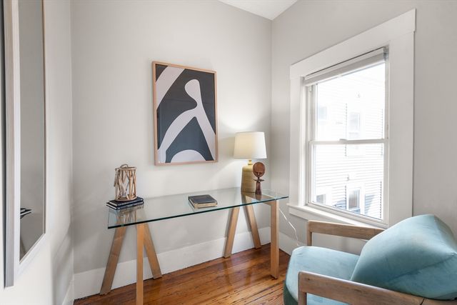 321 Columbia Street 3, Cambridge, MA 02141