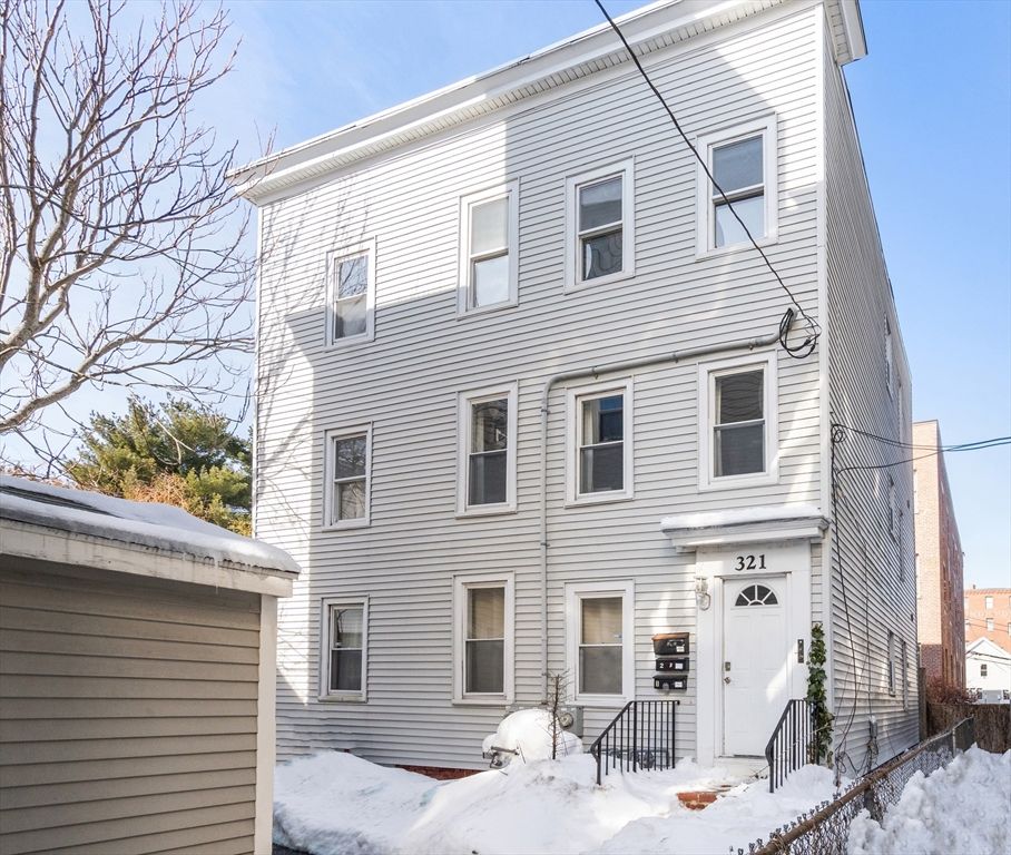 321 Columbia Street 3, Cambridge, MA 02141