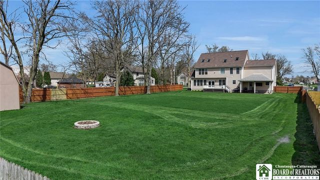 7220 Schultz Road, Wheatfield, NY 14120