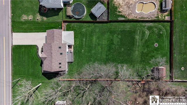 7220 Schultz Road, Wheatfield, NY 14120