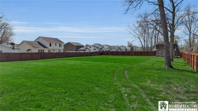7220 Schultz Road, Wheatfield, NY 14120