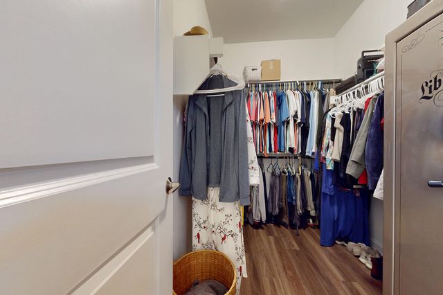 404 Long Pines Drive, Mckinney, TX 75071