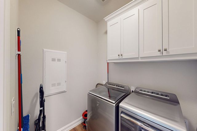 404 Long Pines Drive, Mckinney, TX 75071