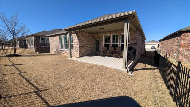 404 Long Pines Drive, Mckinney, TX 75071