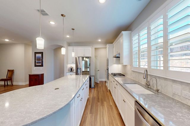 404 Long Pines Drive, Mckinney, TX 75071