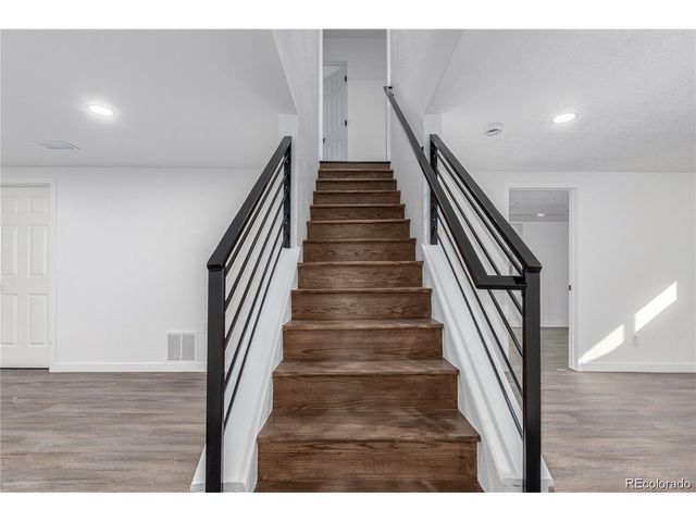 190 Hemlock St, Broomfield, CO 80020