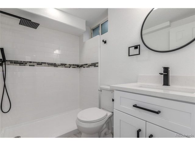 190 Hemlock St, Broomfield, CO 80020