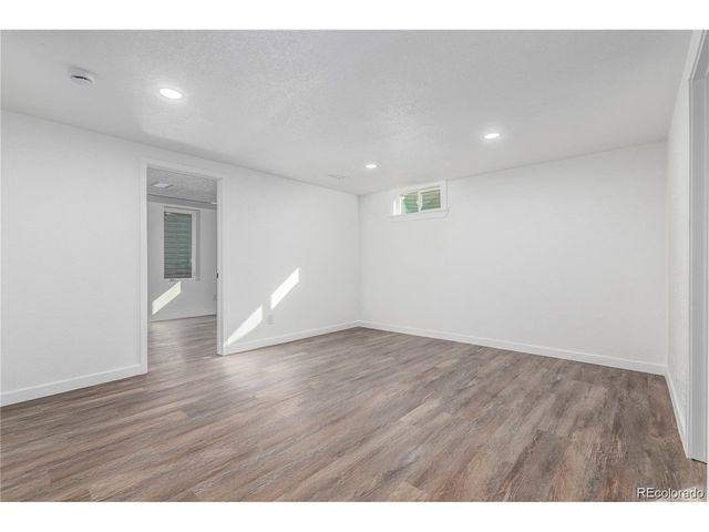 190 Hemlock St, Broomfield, CO 80020