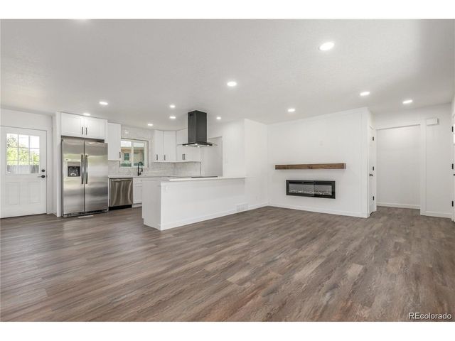 190 Hemlock St, Broomfield, CO 80020