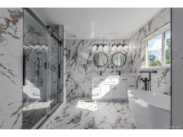 190 Hemlock St, Broomfield, CO 80020