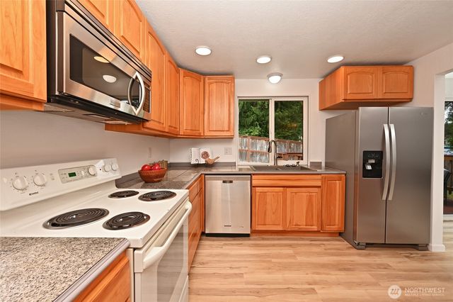 14100 Meridian Drive SE, Everett, WA 98208