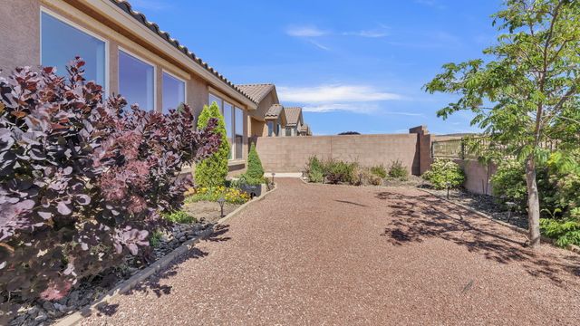 9209 Timber Ridge Road NW, Albuquerque, NM 87120