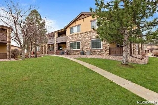 9815 W Freiburg Drive G, Littleton, CO 80127