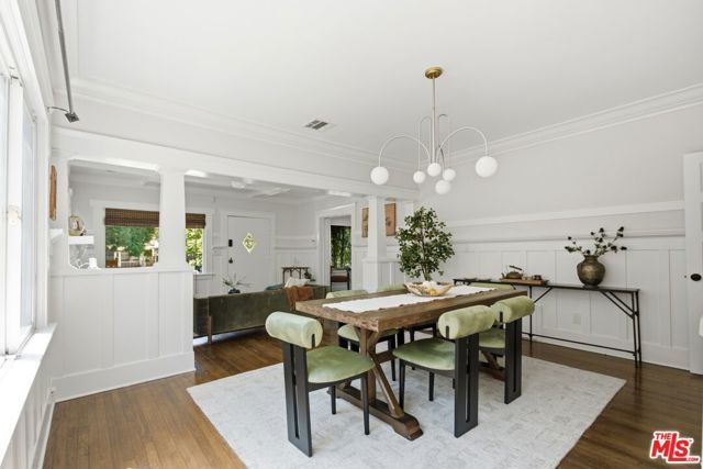 2640 S Hobart Boulevard, Los Angeles, CA 90018