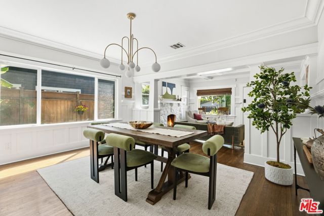 2640 S Hobart Boulevard, Los Angeles, CA 90018