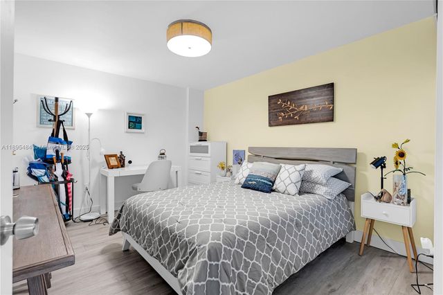5845 Collins Ave 201, Miami Beach, FL 33140