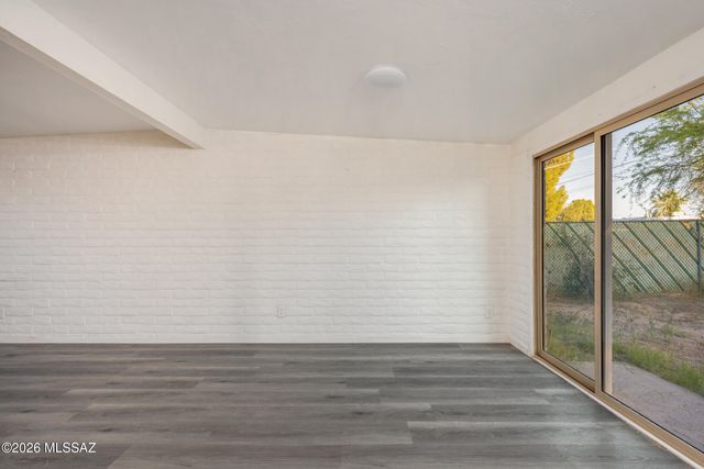 8032 E Victoria Drive, Tucson, AZ 85730