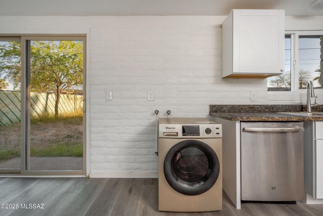 8032 E Victoria Drive, Tucson, AZ 85730